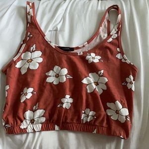 Forever 21 Floral Cropped Tank Top ❤️🤍